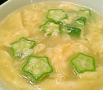 オクラと卵のふわトロ中華スープ